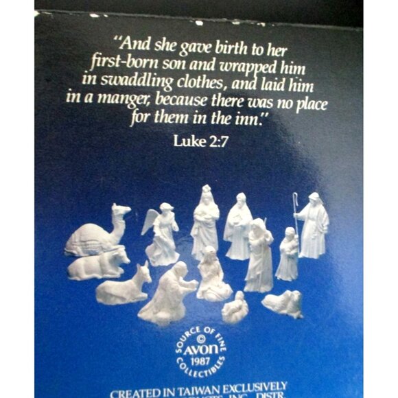 Avon Nativity Collectibles The Cow Figurine  - Vintage 1987 White Porcelain - Picture 9 of 9